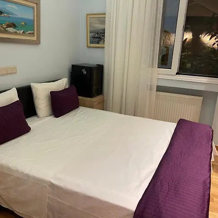 Eleonora's Hidden Gem Apartment